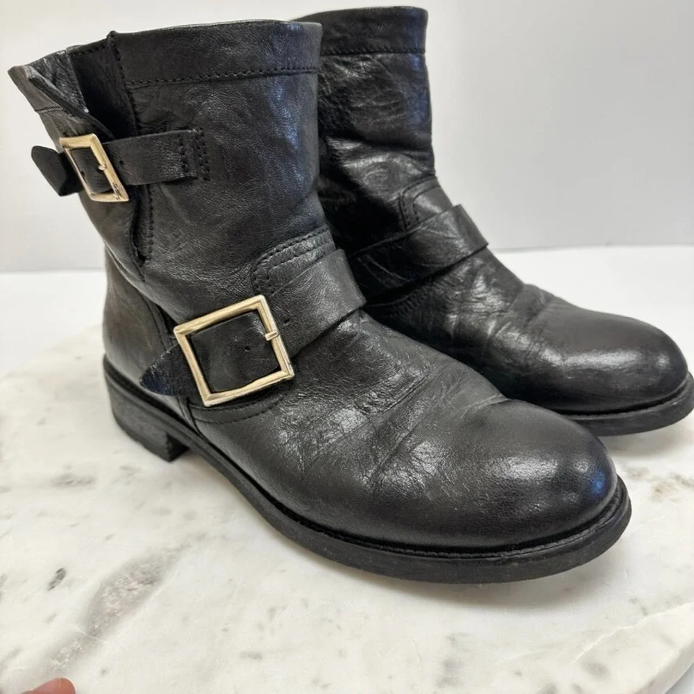 Jimmy‎ Choo Biker Boot Womens 39 9 Black Leather Ankle Buckles Pull On Moto Edgy